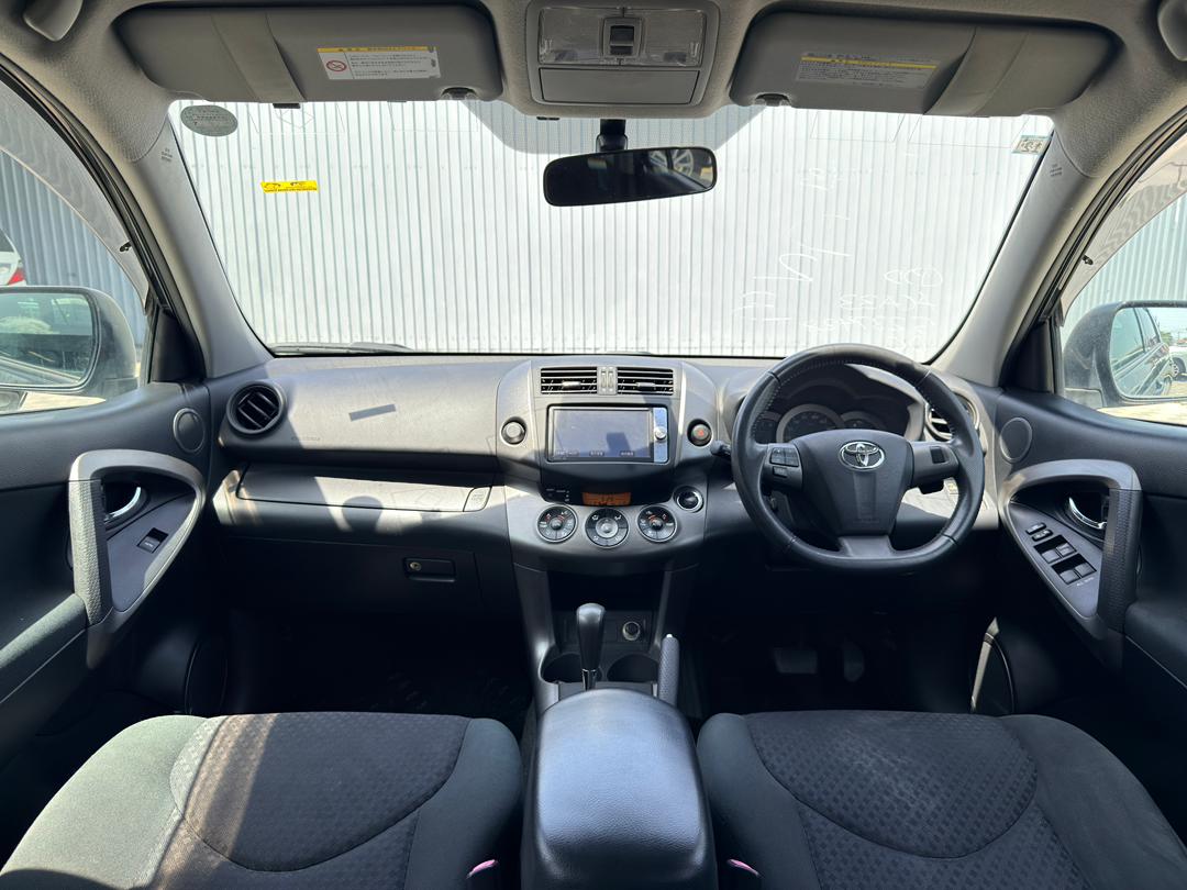 2011 Toyota Vanguard image-19