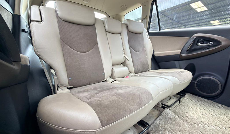 2008 Toyota Vanguard image-12