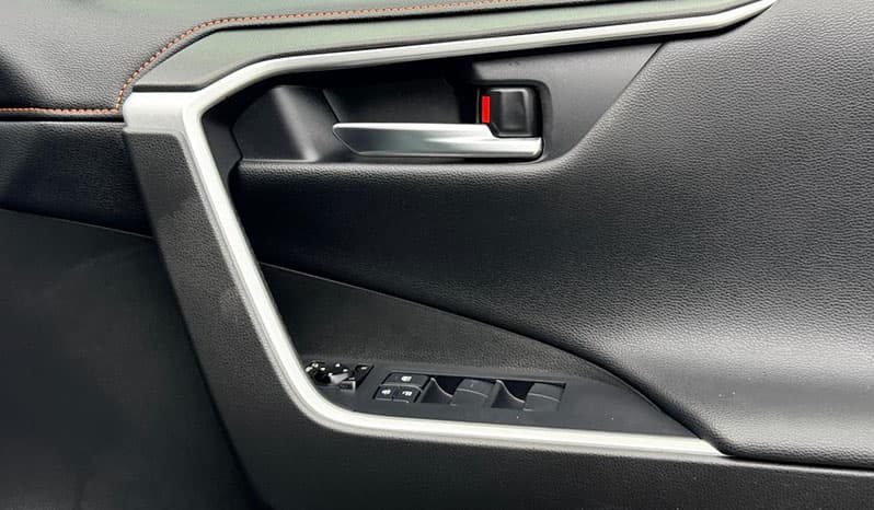 2020 Toyota RAV4 image-11