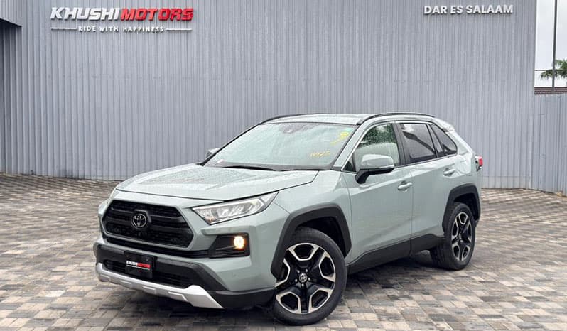 2020 Toyota RAV4 image-18