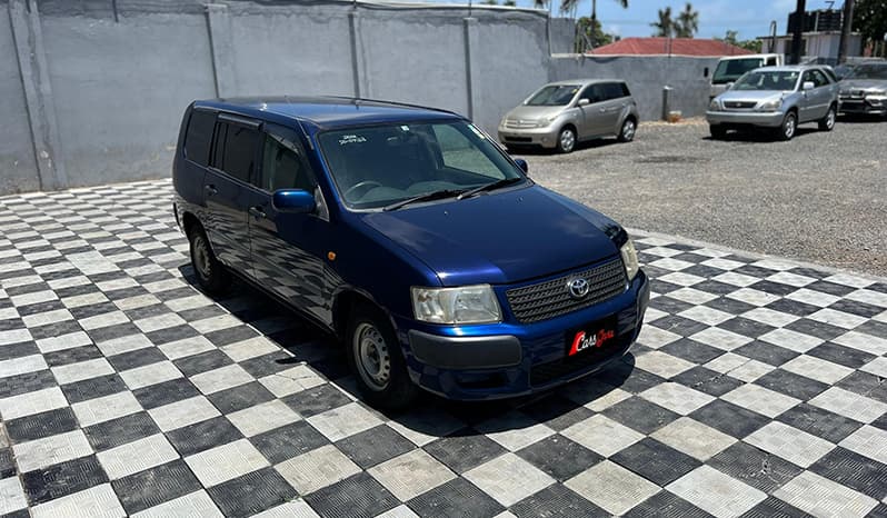 2004 Toyota Succeed Van image-12