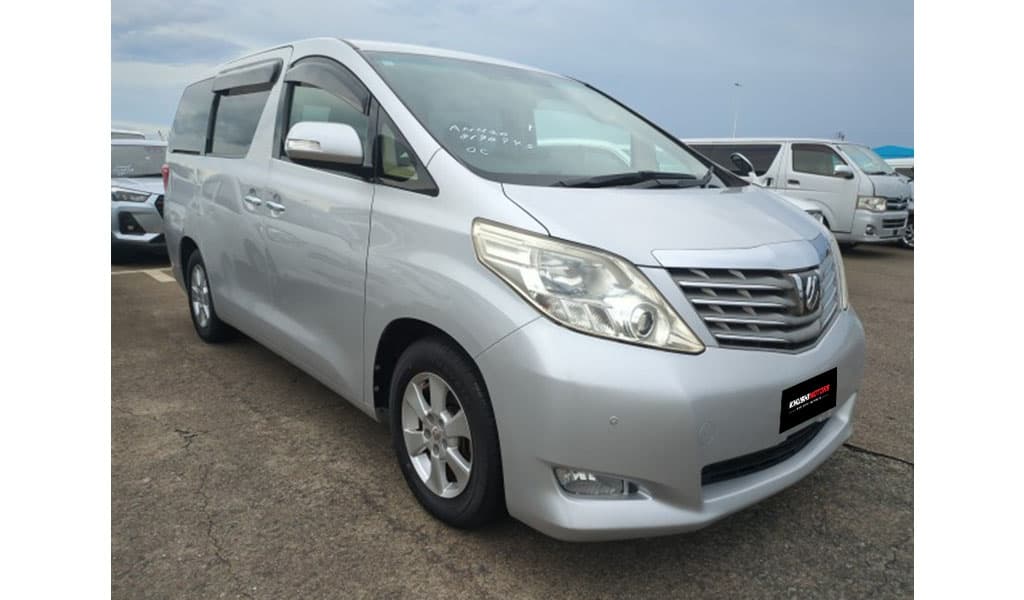 2011 Toyota Alphard image-2
