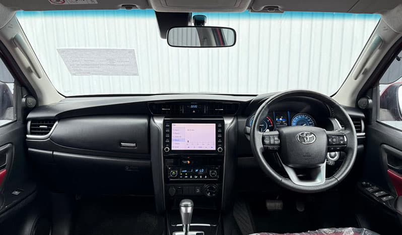 2021 Toyota Fortuner image-6