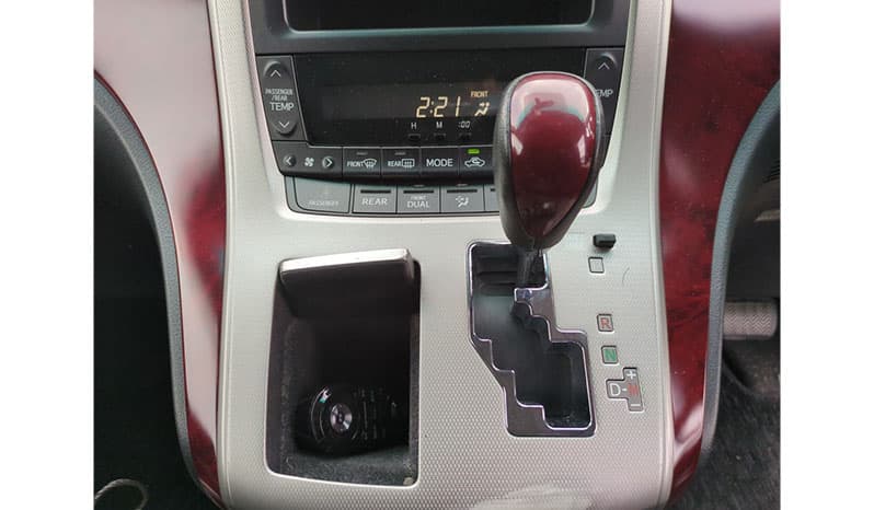 2009 Toyota Alphard image-4