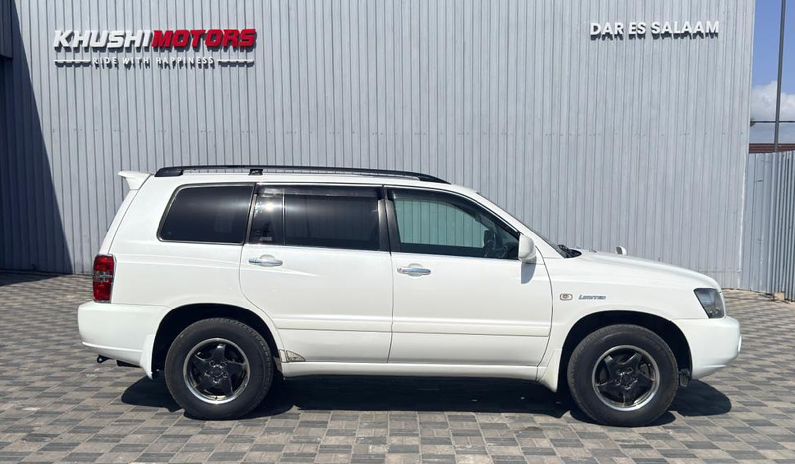 2000 Toyota Kluger image-9