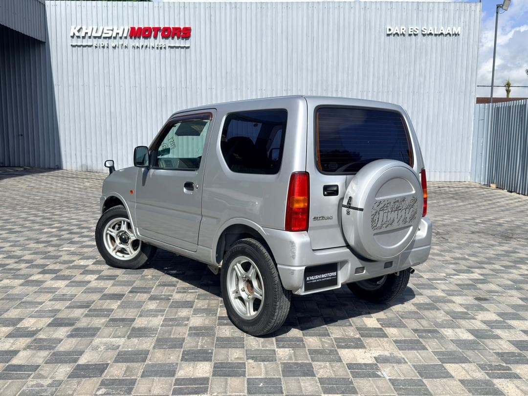2001 Suzuki Jimny image-4