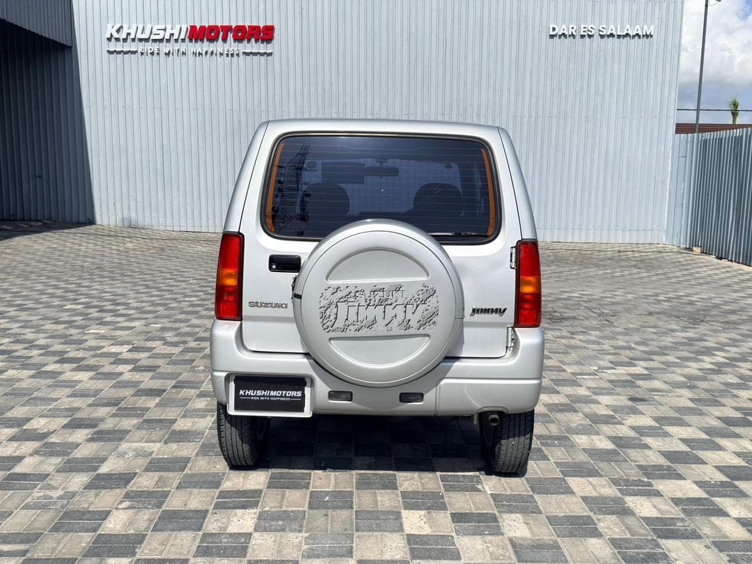 2001 Suzuki Jimny image-5