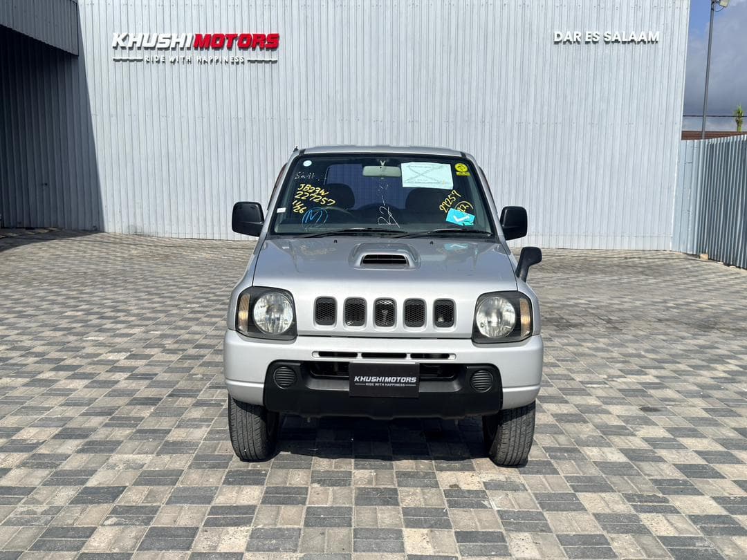 2001 Suzuki Jimny image-2
