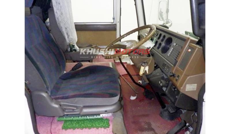 1991 Nissan Civilian Bus Camping image-2