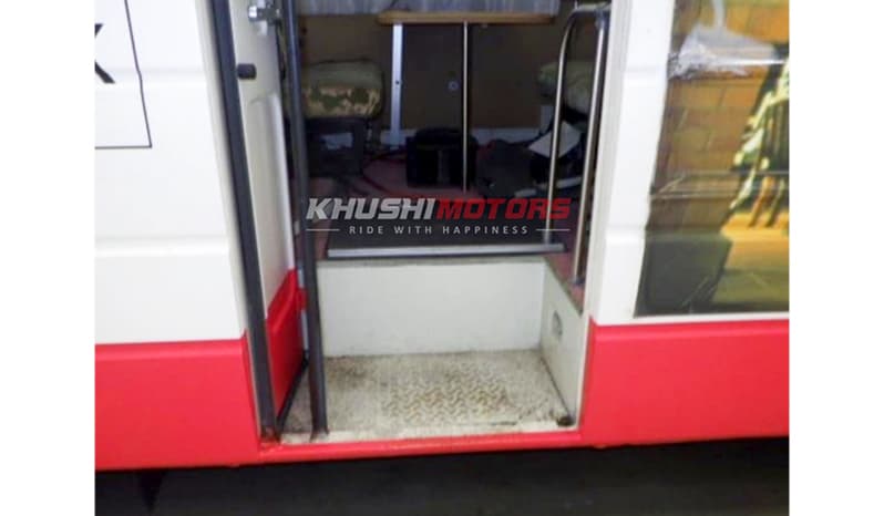 1991 Nissan Civilian Bus Camping image-5