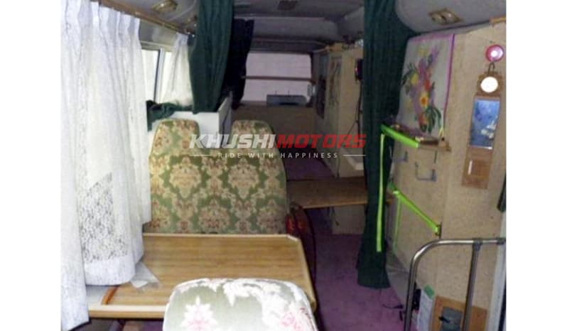 1991 Nissan Civilian Bus Camping image-6