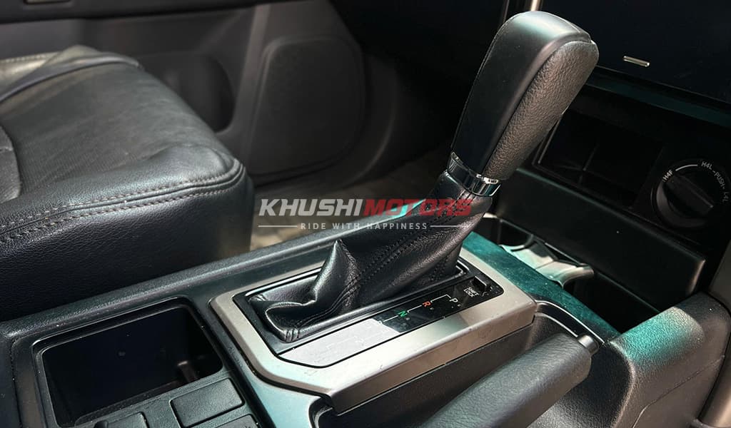 2012 Toyota Land Cruiser Prado TX image-38