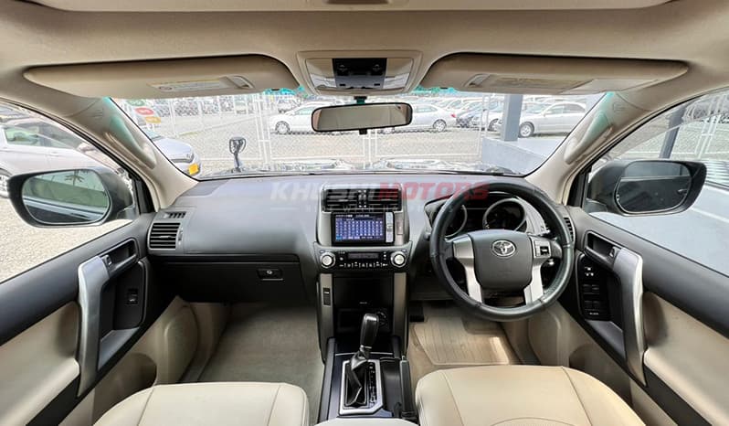2011 Toyota Land Cruiser Prado image-13