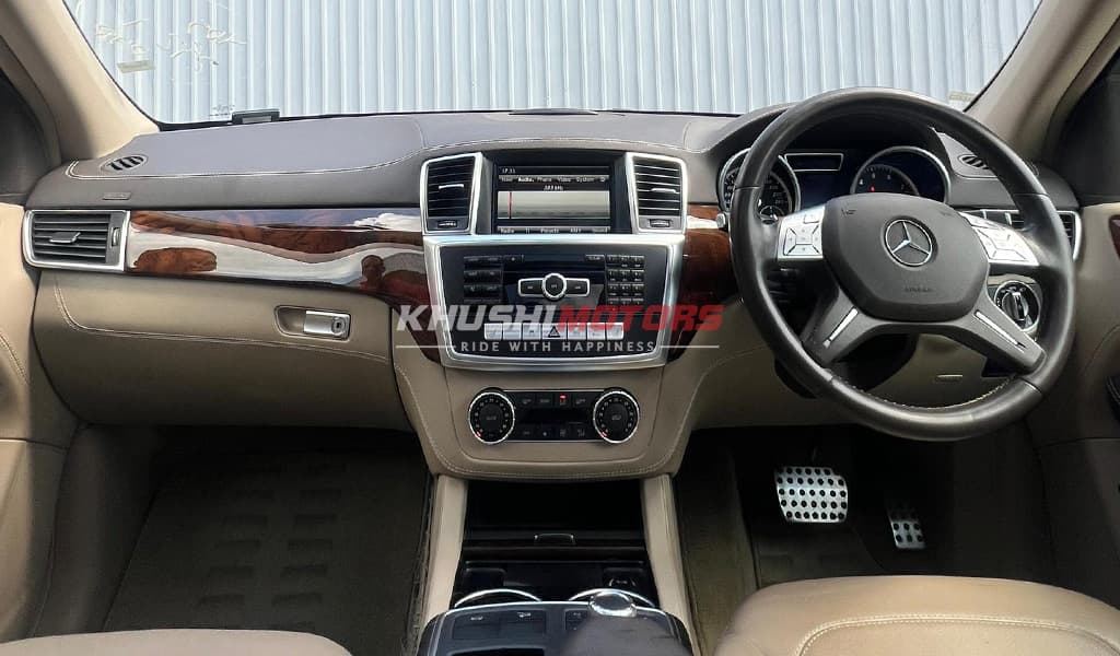 2015 Mercedes-Benz ML-Class 4matic ML350 image-9