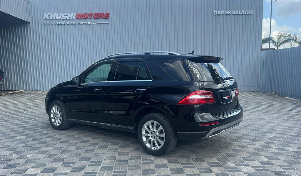 2015 Mercedes-Benz ML-Class 4matic ML350 image-3