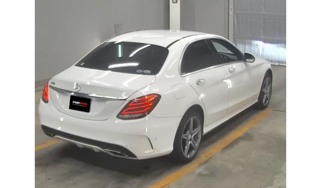 2015 Mercedes-Benz C-Class Avantgarde AMG C200 image-5