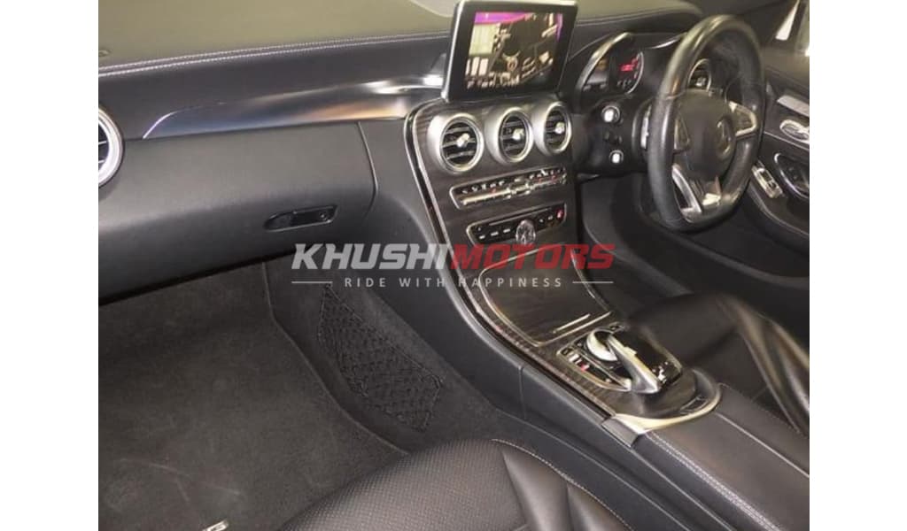 2015 Mercedes-Benz C-Class Avantgarde AMG C200 image-6