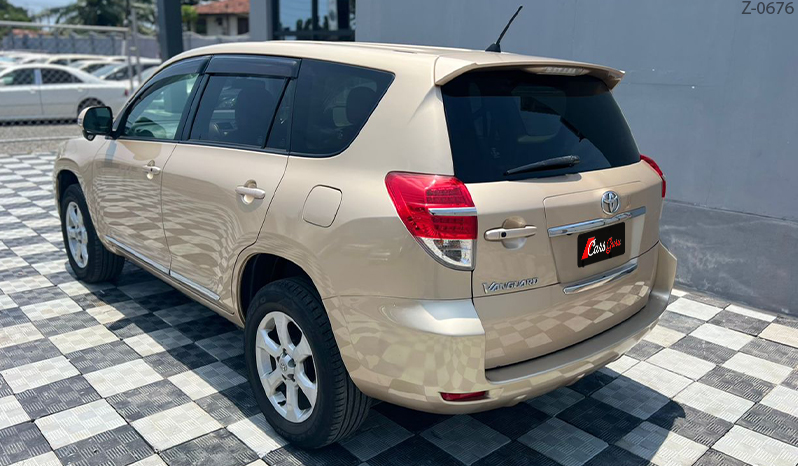 2010 Toyota Vanguard image-4