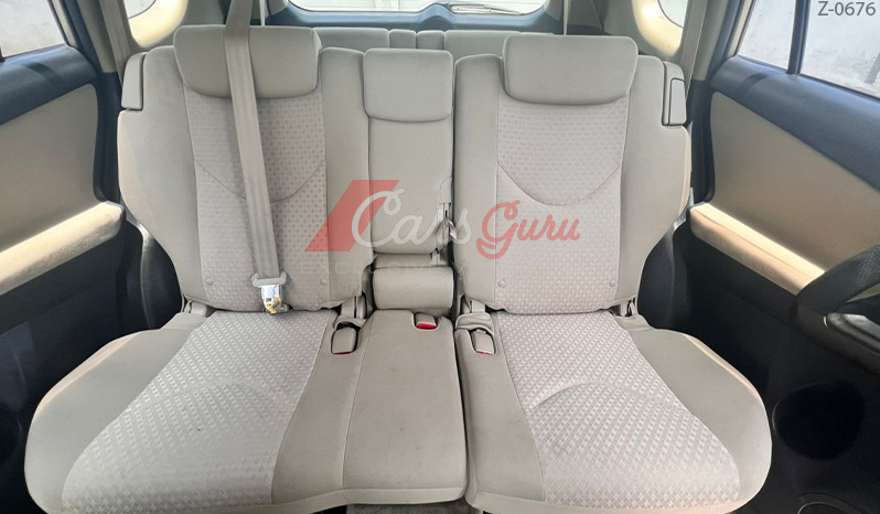 2010 Toyota Vanguard image-9