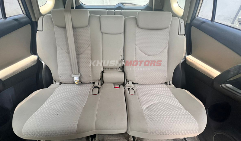 2010 Toyota Vanguard image-13