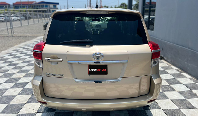 2010 Toyota Vanguard image-19