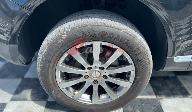 2006 Volkswagen Touareg image-12