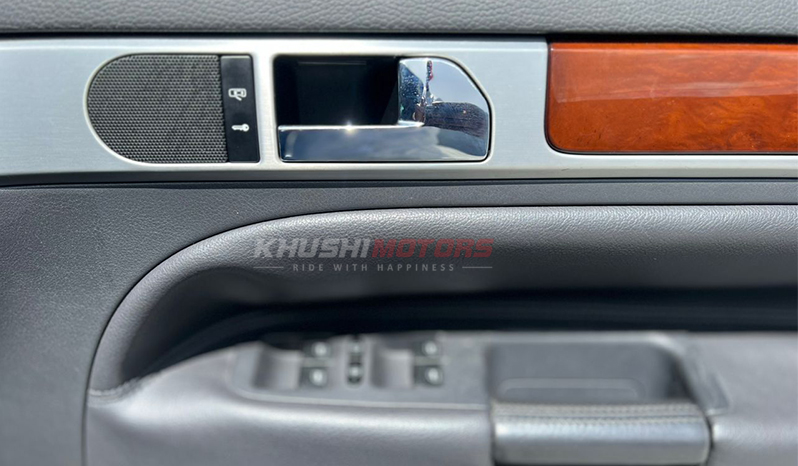 2006 Volkswagen Touareg image-18