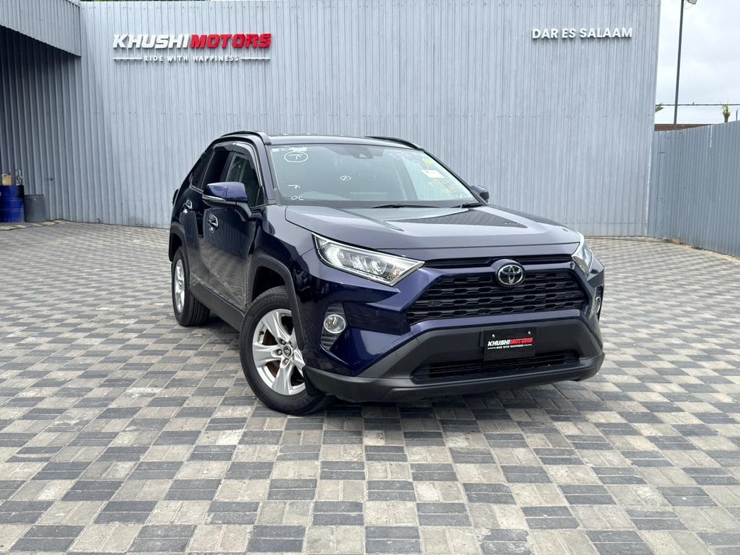 2020 Toyota RAV4 X image-1