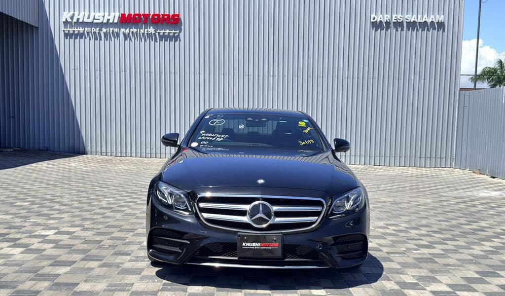 2017 Mercedes-Benz E-Class Avantgarde Sports E250 image-2