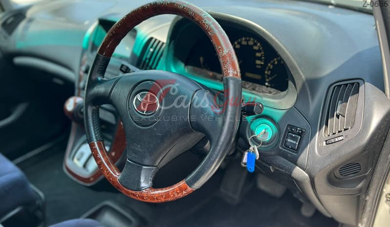 2001 Toyota Harrier image-9