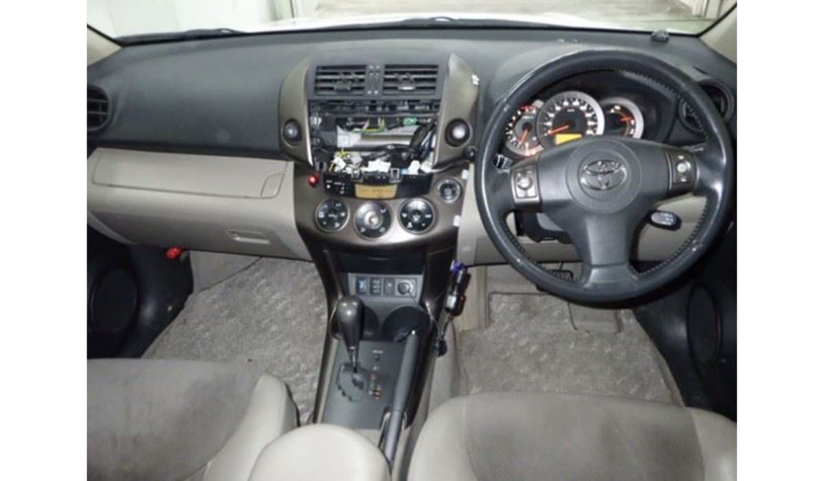 2008 Toyota Vanguard S G Package image-2