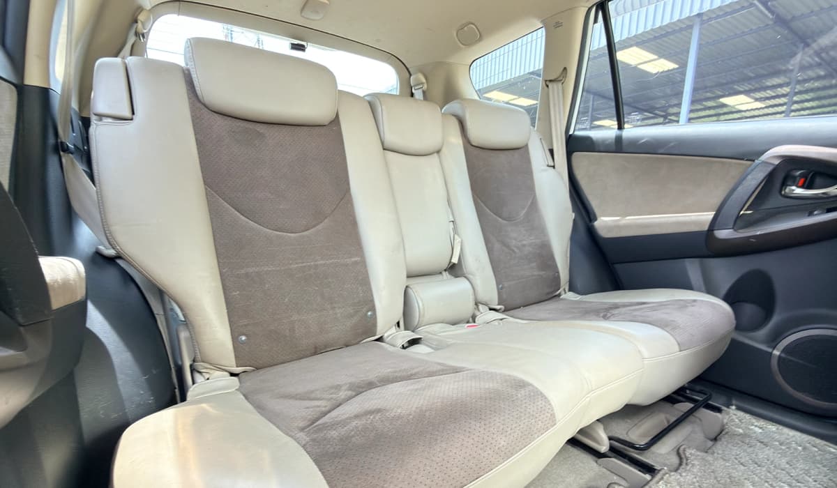 2008 Toyota Vanguard S G Package image-10