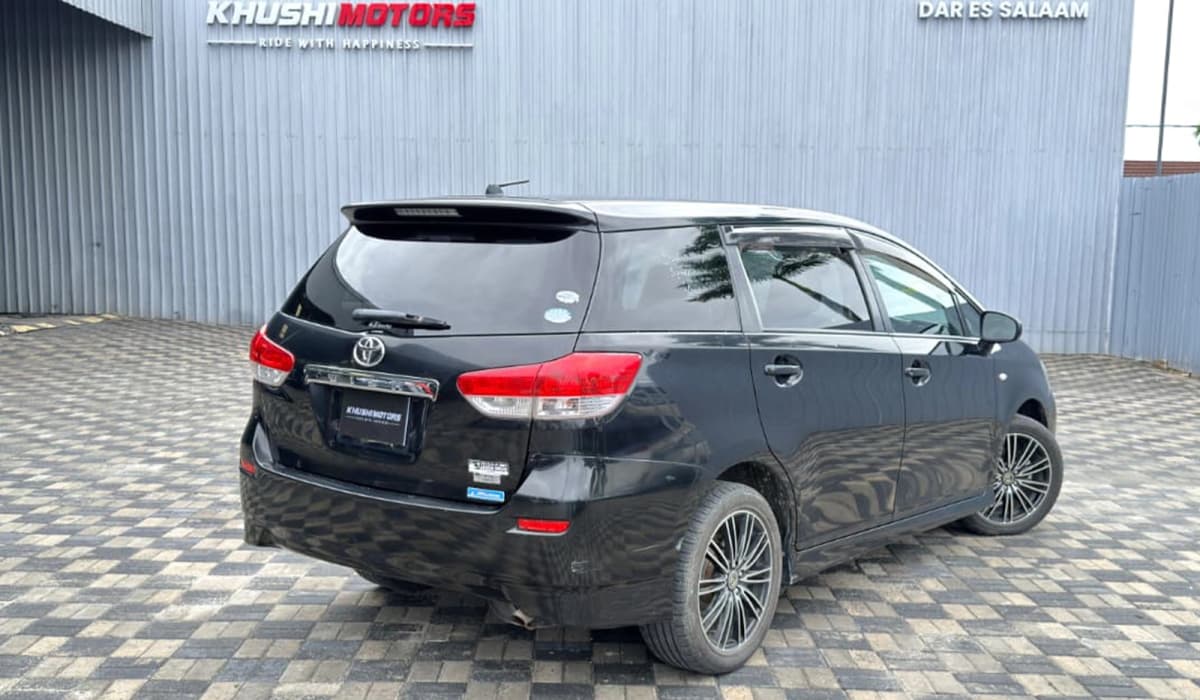 2010 Toyota Wish 1.8X Hid Selection image-6