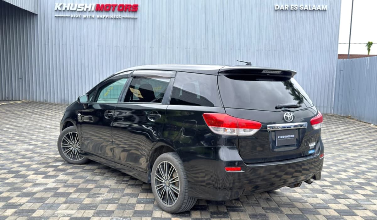 2010 Toyota Wish 1.8X Hid Selection image-4