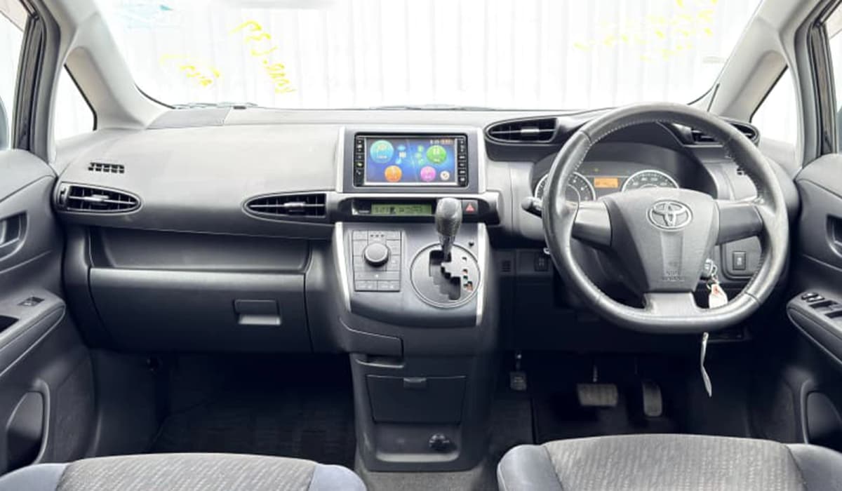 2010 Toyota Wish 1.8X Hid Selection image-10