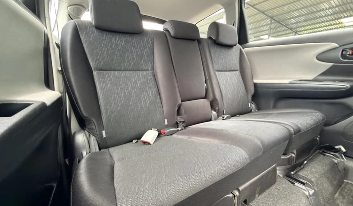 2010 Toyota Wish 1.8X Hid Selection image-8