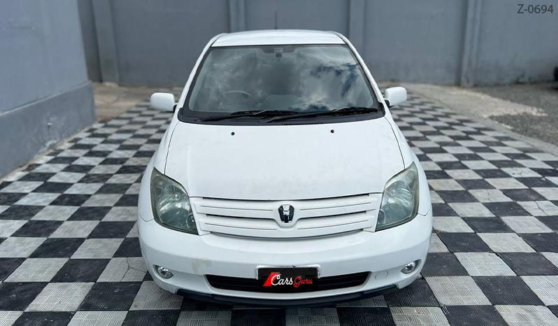 2003 Toyota IST image-7