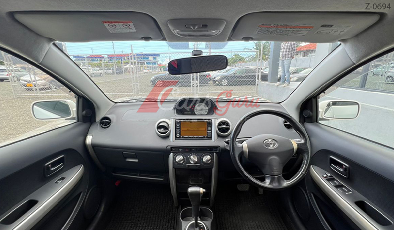 2003 Toyota IST image-11