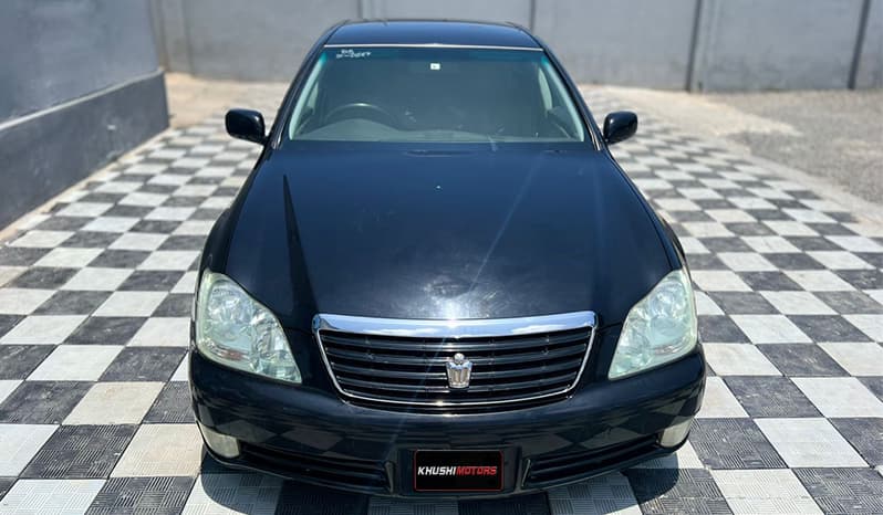 2005 Toyota Crown image-1