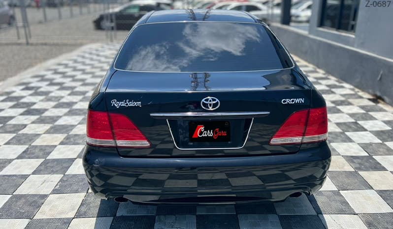 2005 Toyota Crown image-4