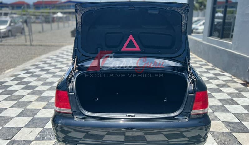 2005 Toyota Crown image-7