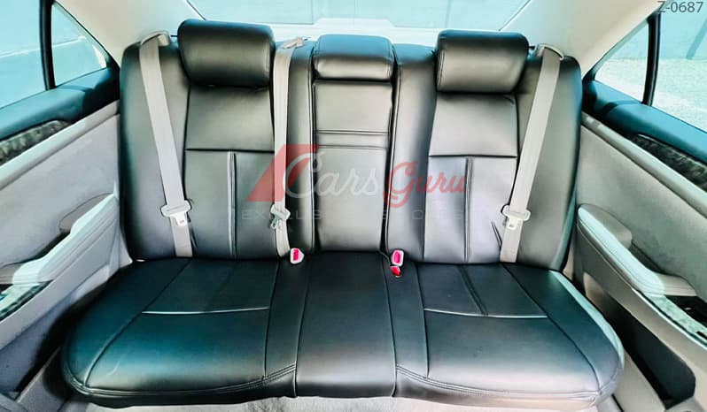 2005 Toyota Crown image-11