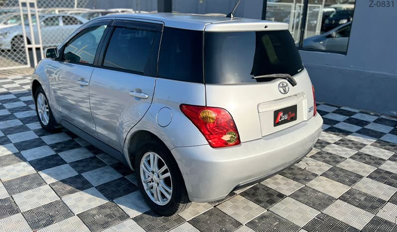 2003 Toyota IST image-4