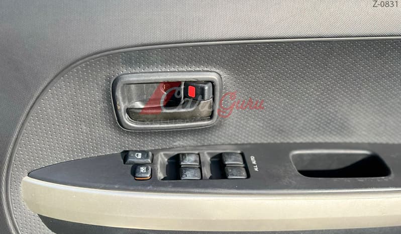 2003 Toyota IST image-10