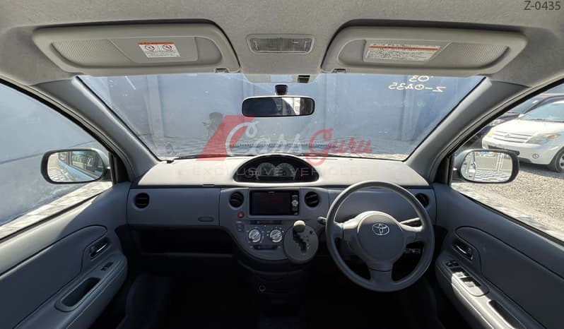 2003 Toyota Sienta image-7