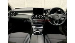 Mercedes Benz C180 2015 full