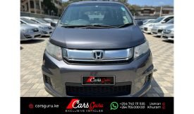 Honda Freed Spike 2015