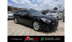 
Toyota Crown Athlete 2015 full									