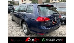 Volkswagen Golf Variant 2015 full