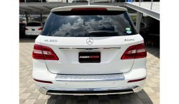 Mercedes Benz ML350 2015 full